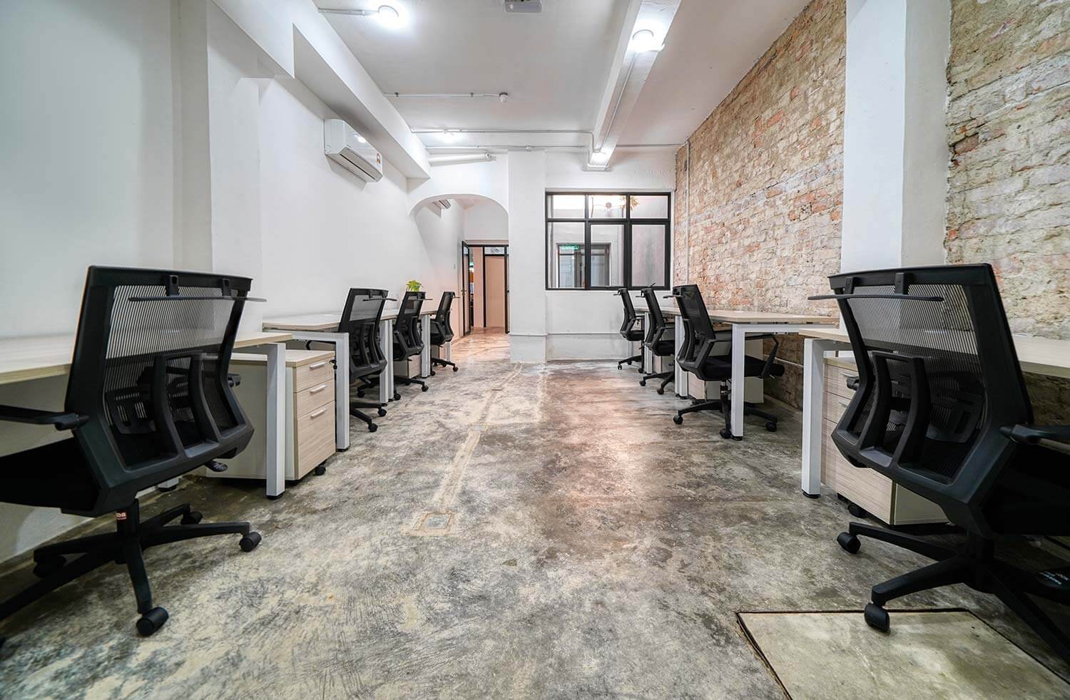 Comprehensive Range of Training Courses and Programs